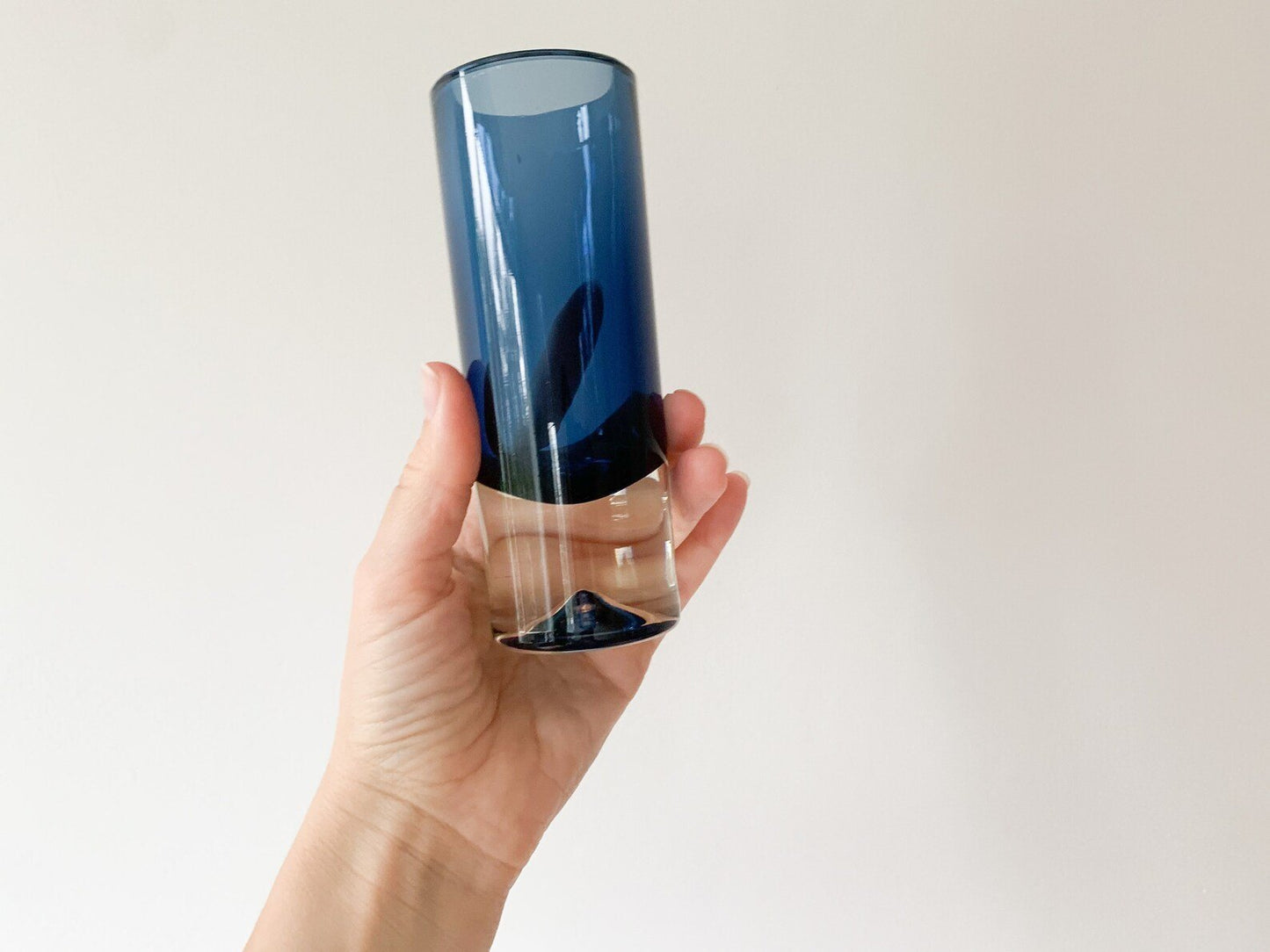 Modernist crystal home Scandinavian Decor
