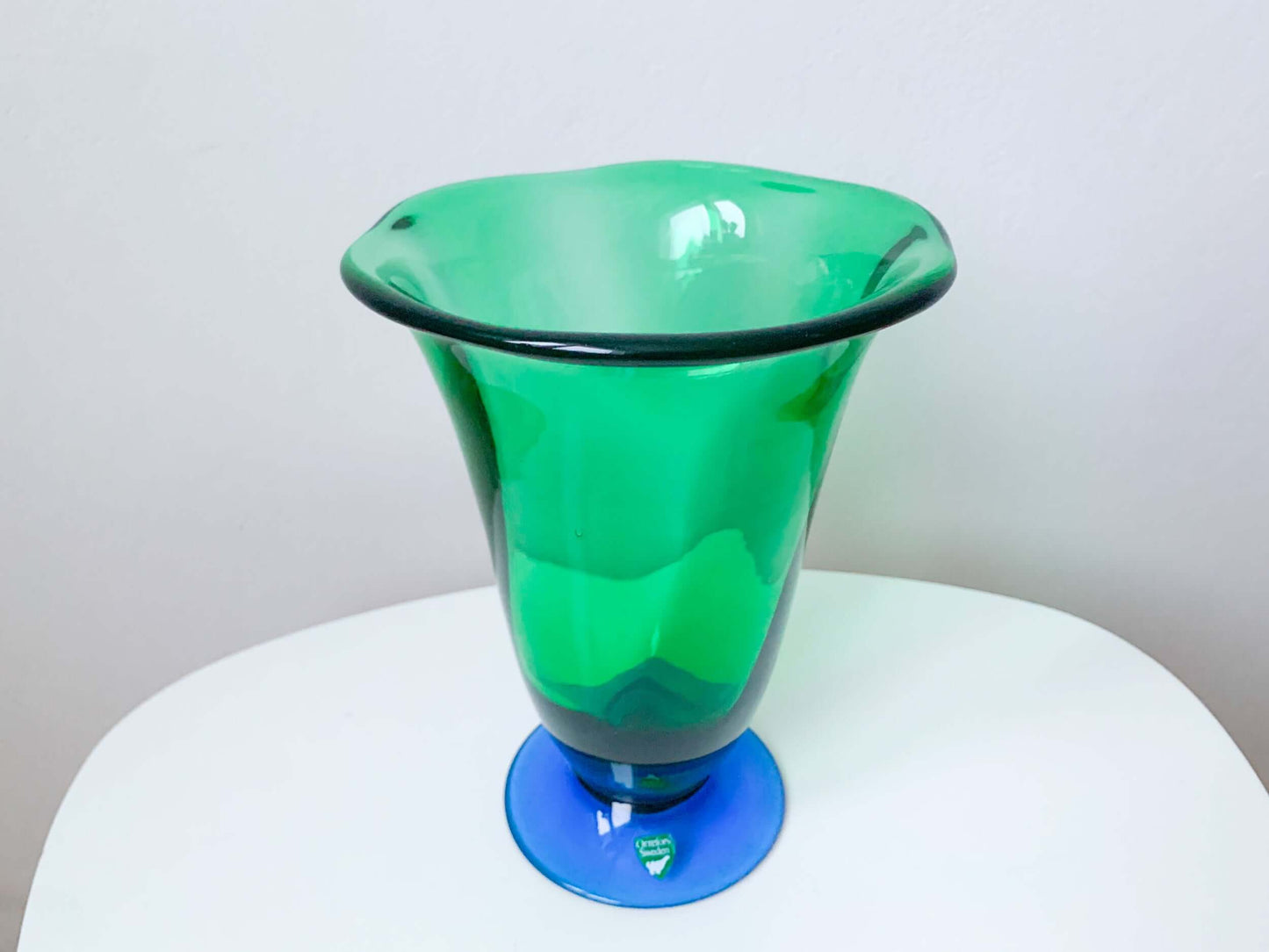 Vase Louise, designer Erika Lagerbielke. Orrefors 1990s