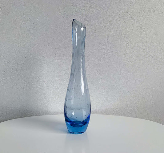 Vintage light blue vase with bubbles, designer Eero Sallinen, Riihimäki, Finland, 1960s