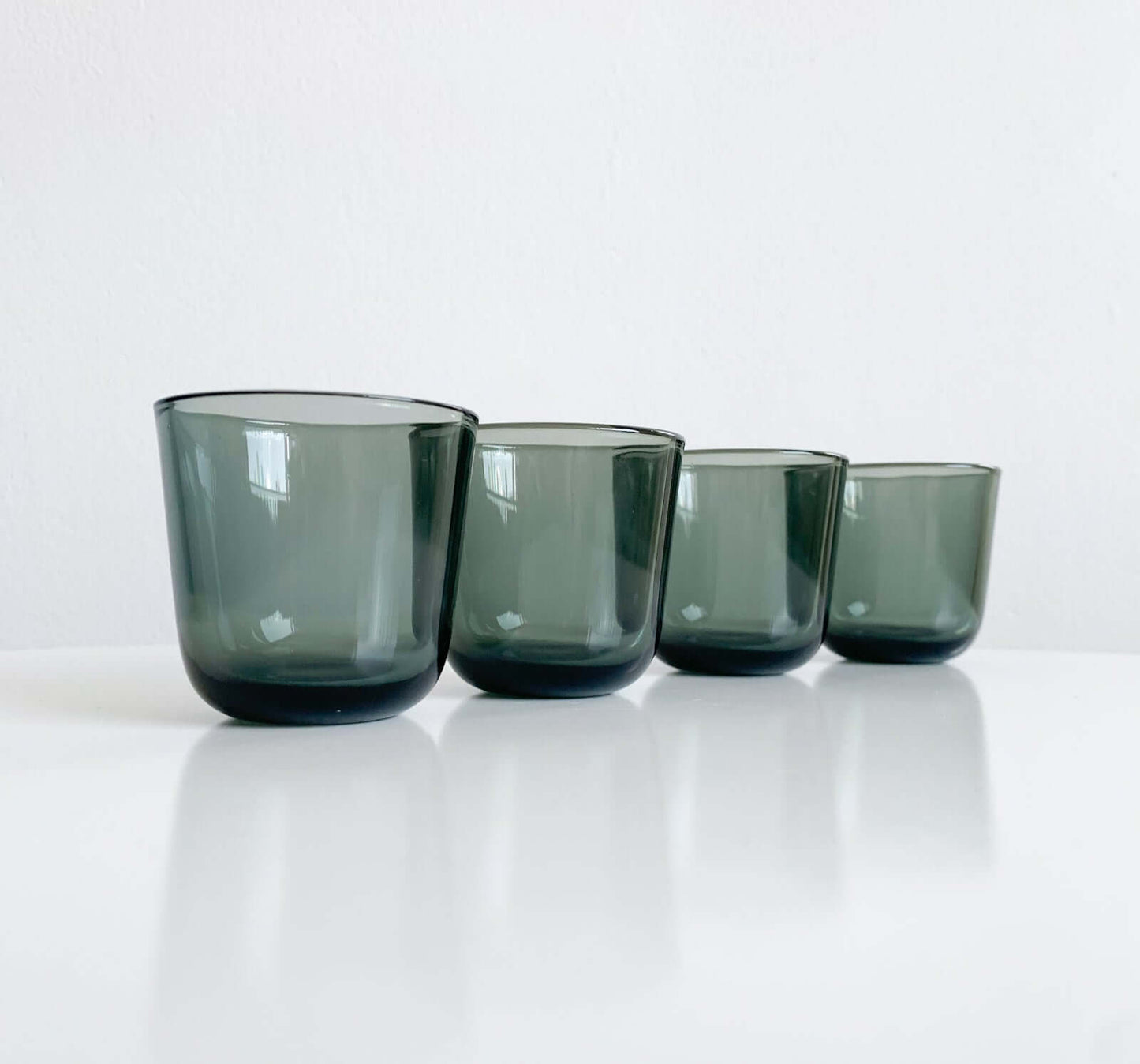 Kaj Franck Nuutajarvi, Set 4 Grey Glasses 5023