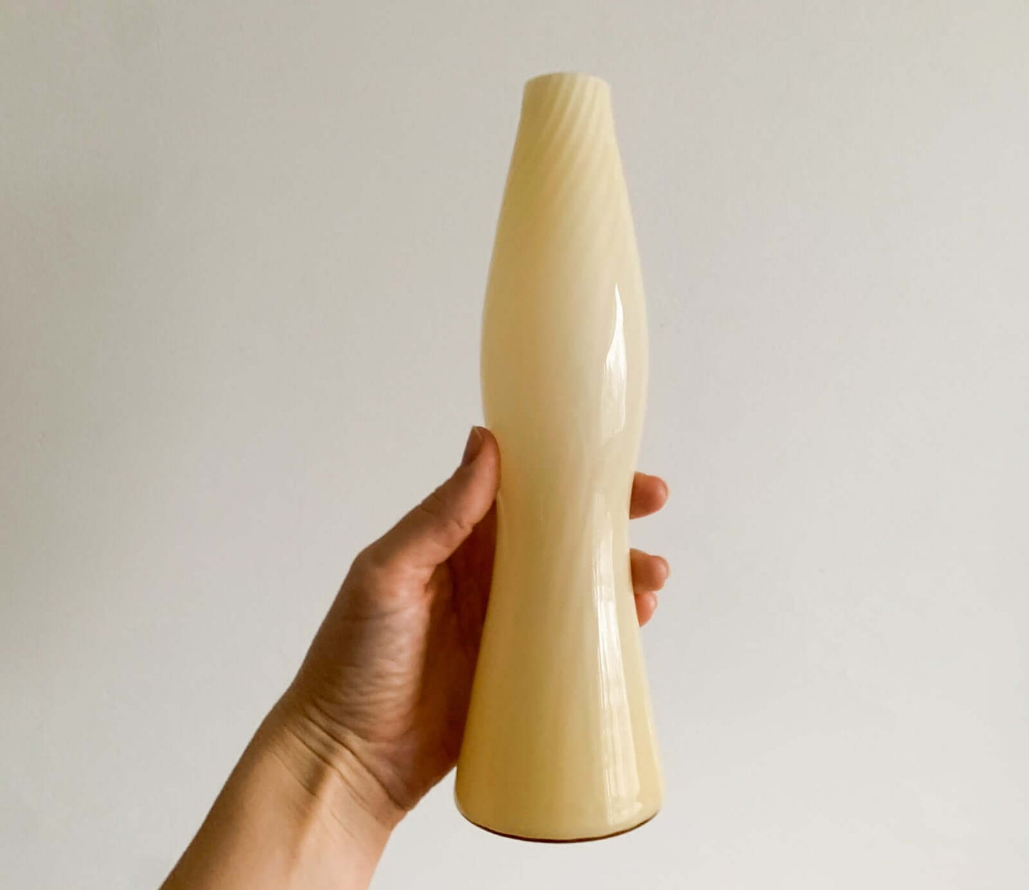 Rare Art Deco swirled opal glass vase by Riihimaki Finland 1940s