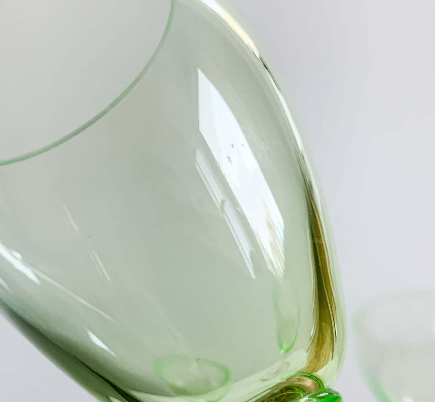 Likely Riihimaki, Set 5 Uranium Wine Glasses