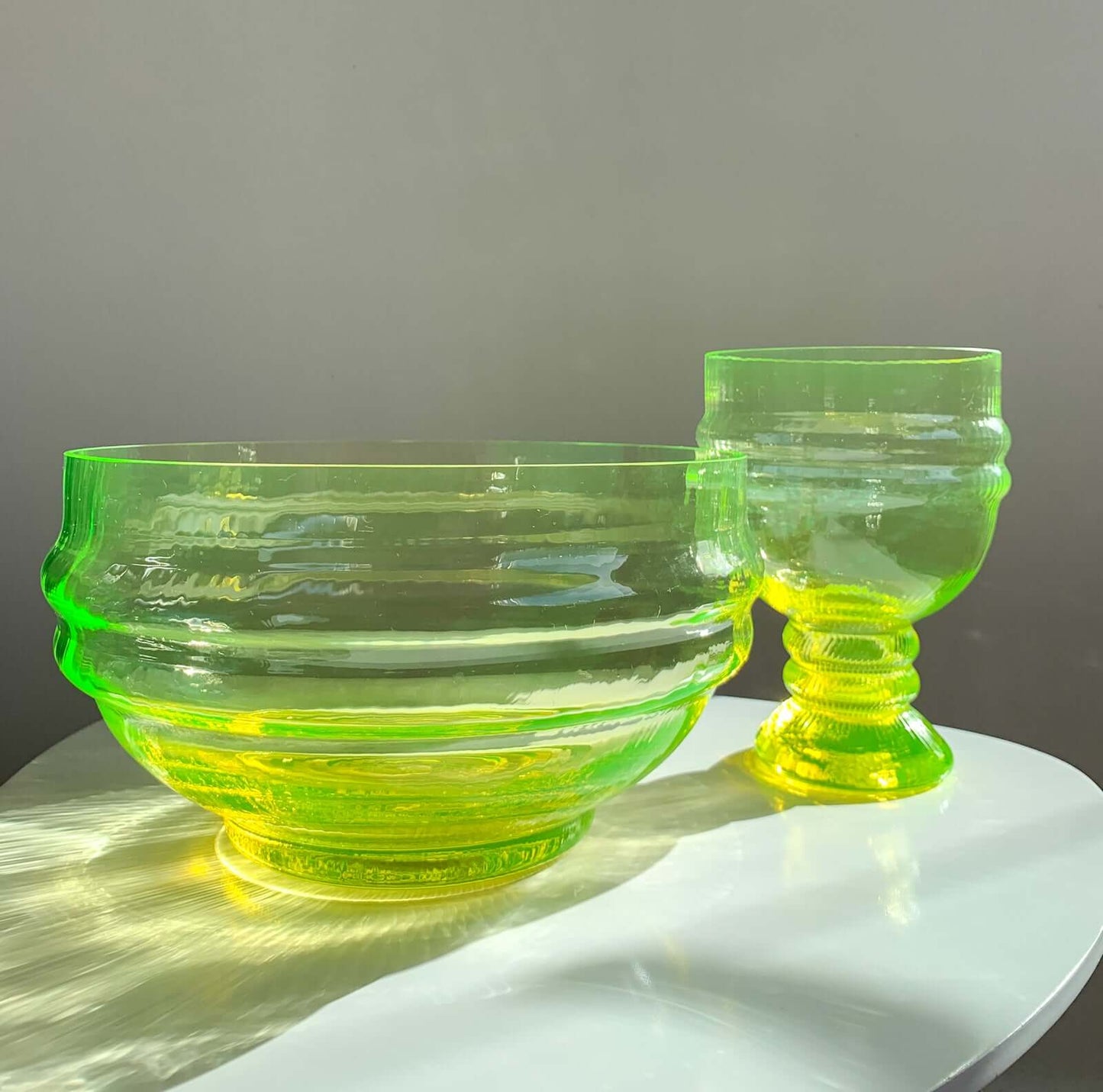 Nanny Still Riihimaki, Uranium large glass bowl Sulttaani, 1960s
