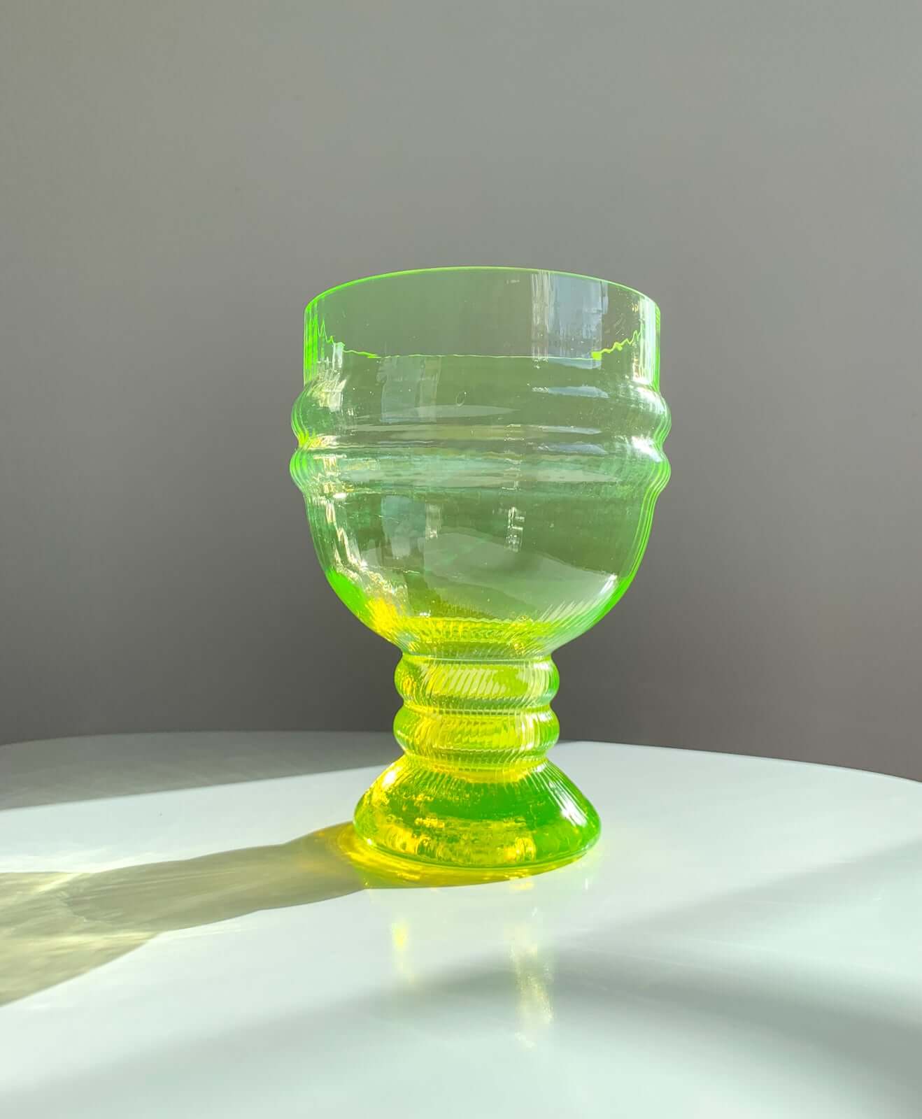 Nanny Still Riihimaki, Uranium glass bowl Sulttaani, 1960s