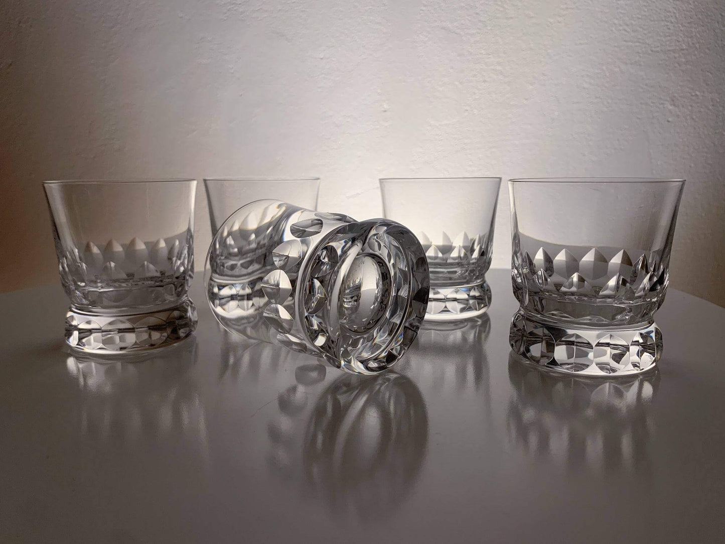 Set of 5 crystal iconic substantial shots Prince, Göran Wärff, Kosta Boda 1986 Sweden
