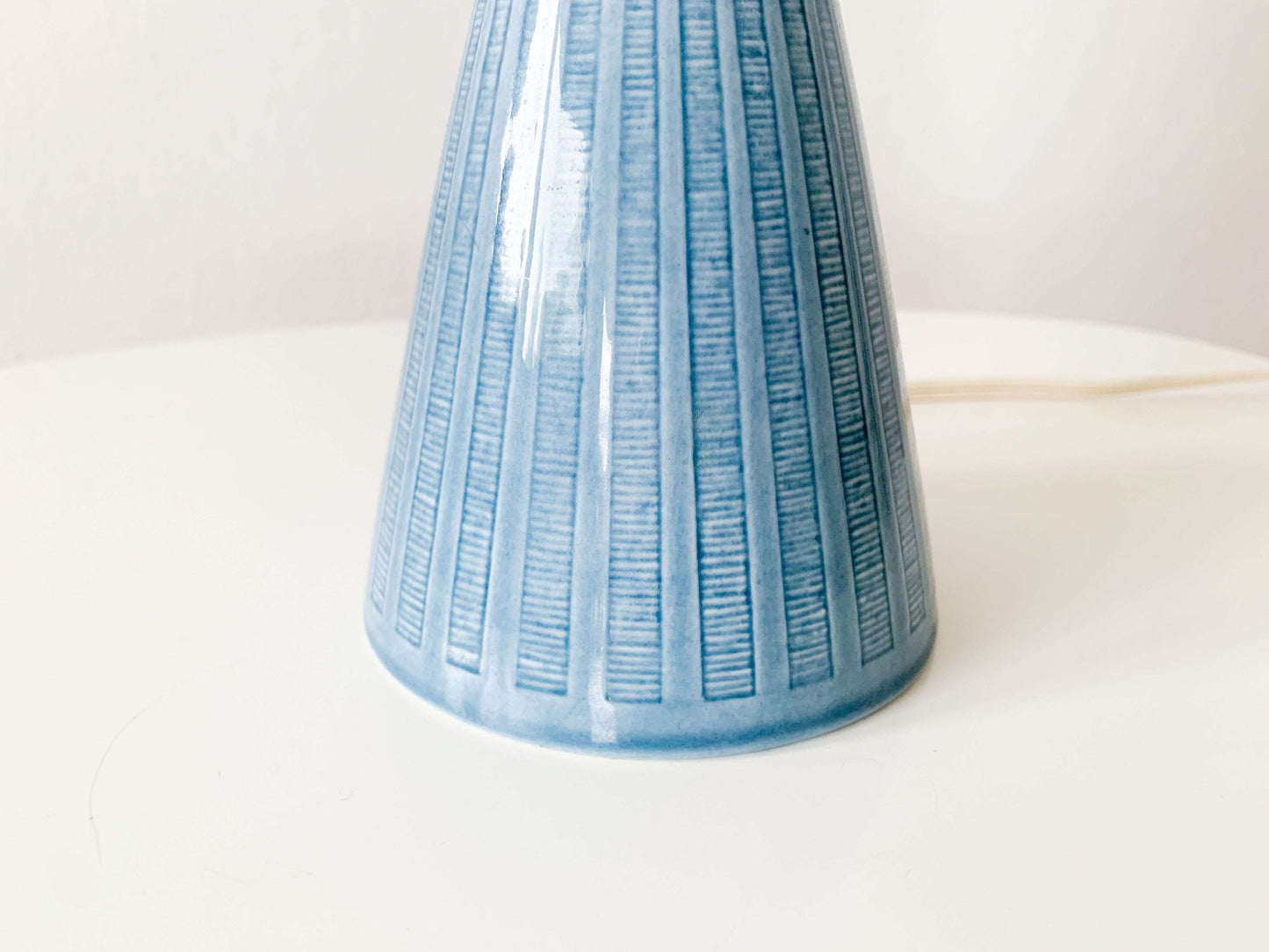 Rörstrand table lamp, wood and ceramics, 1970s