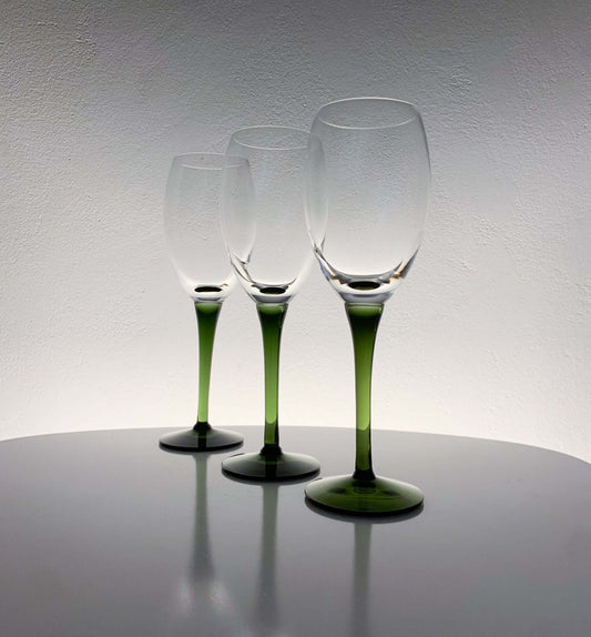 Saara Hopea Nuutajärvi | 3 Wine Glasses Traviata