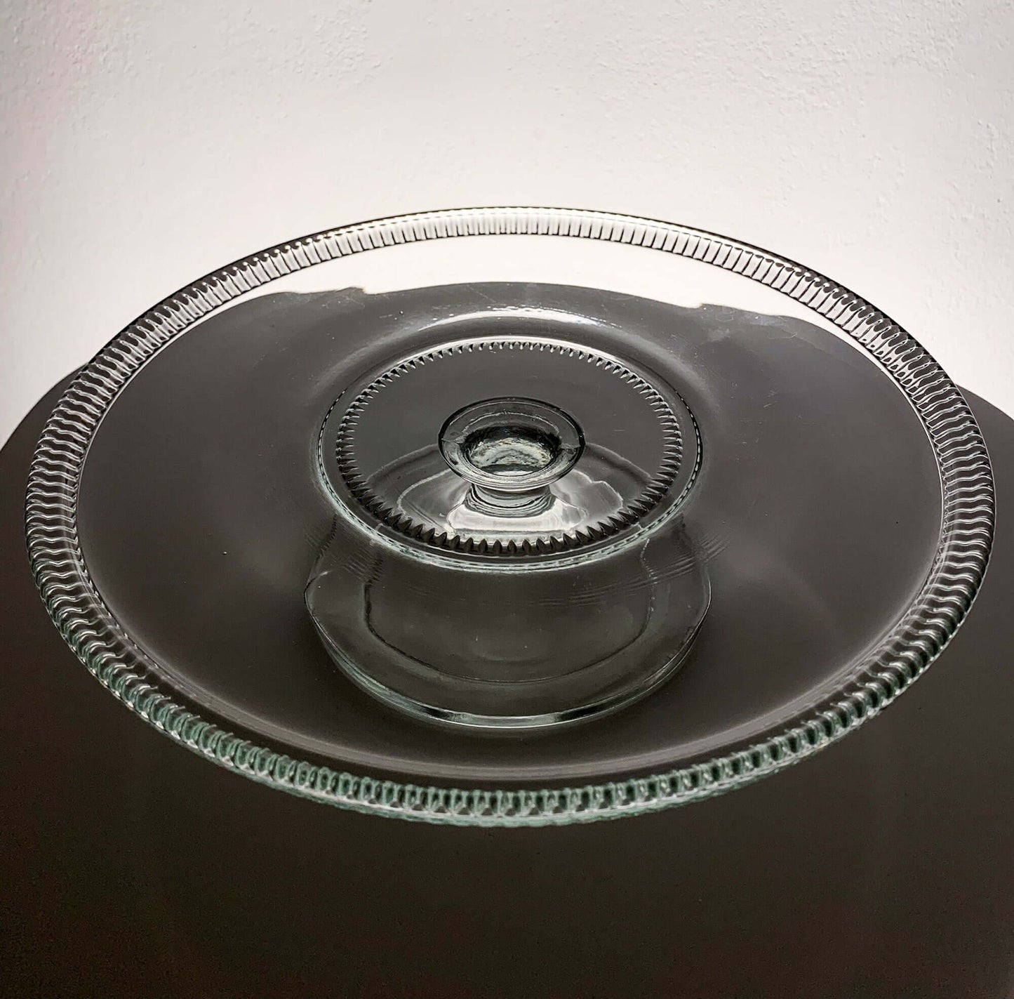 Riihimäen lasi large cake stand | Finland, 1950s