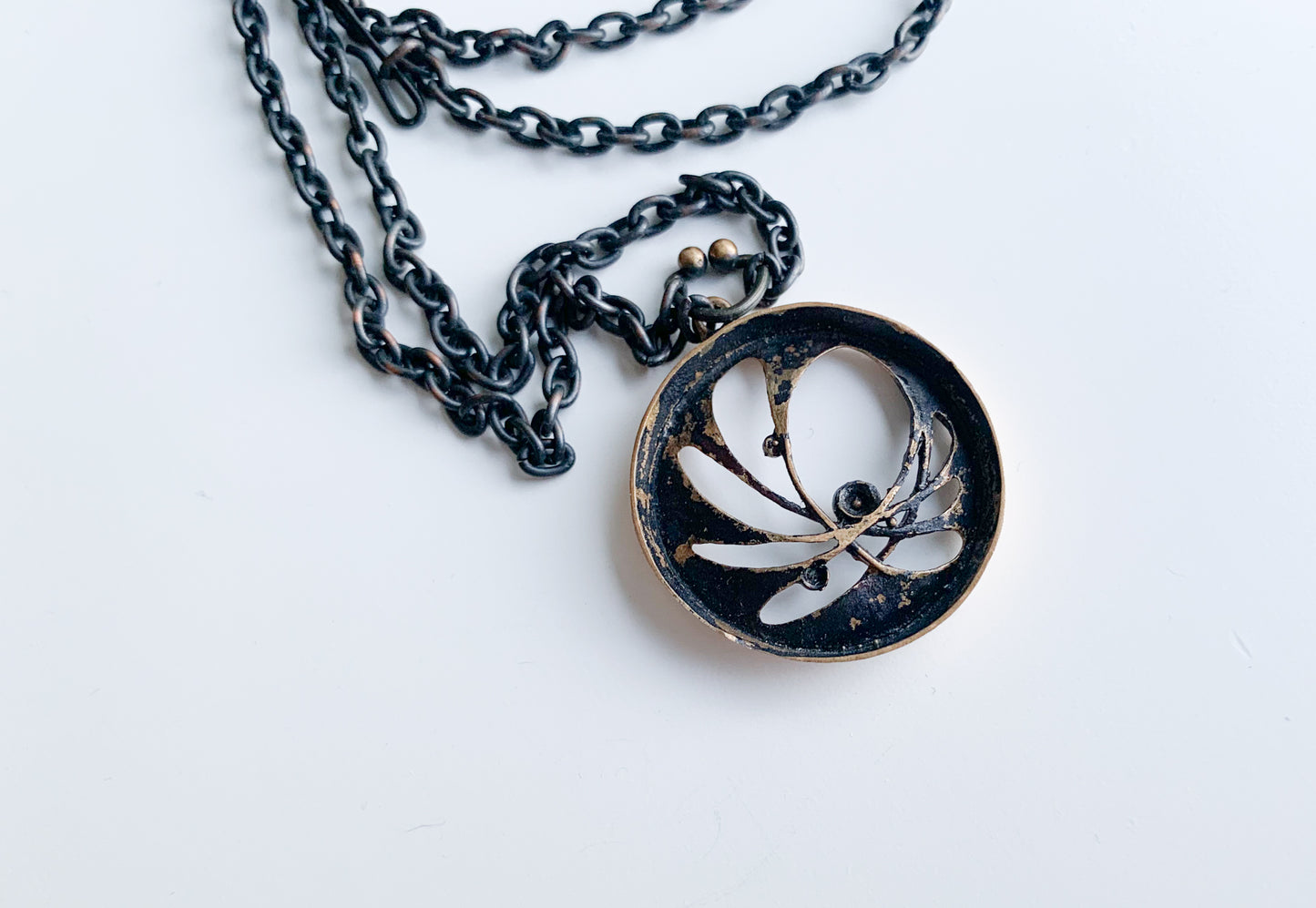 Karl Laine Vintage abstract organic style bronze necklace Spiderweb, Finland 1970s