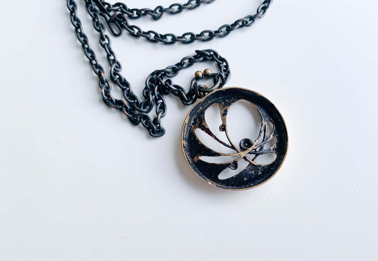 Karl Laine Vintage abstract organic style bronze necklace Spiderweb, Finland 1970s
