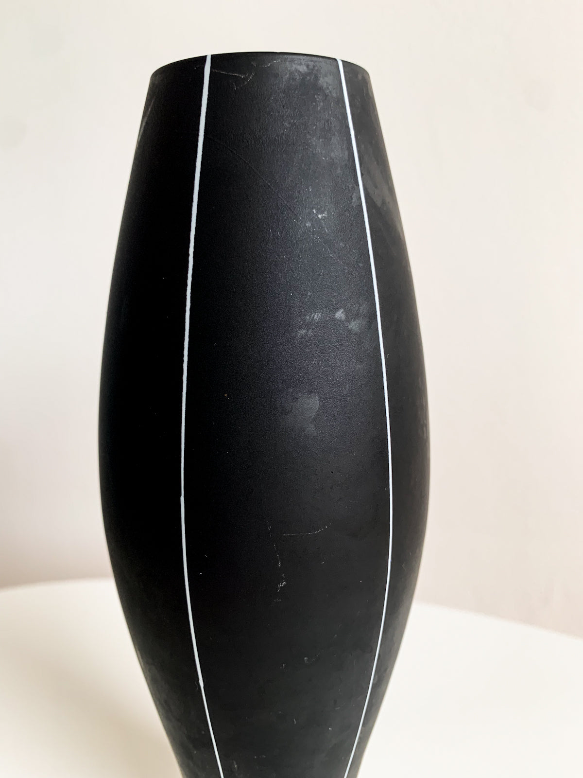 Riihimaen Lasi Aimo Okkolin Black Vase with White Stripes