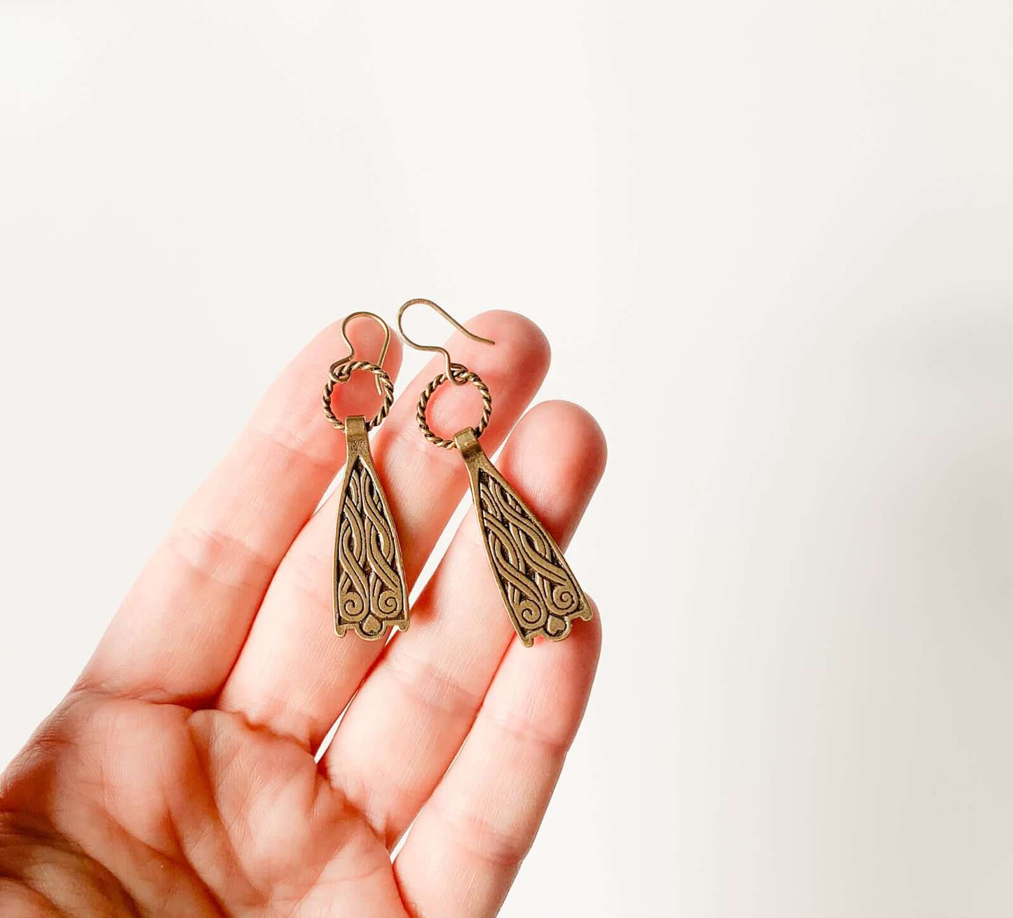 Kalevala Koru Bronze Earrings – Kaukolan Kekomaki