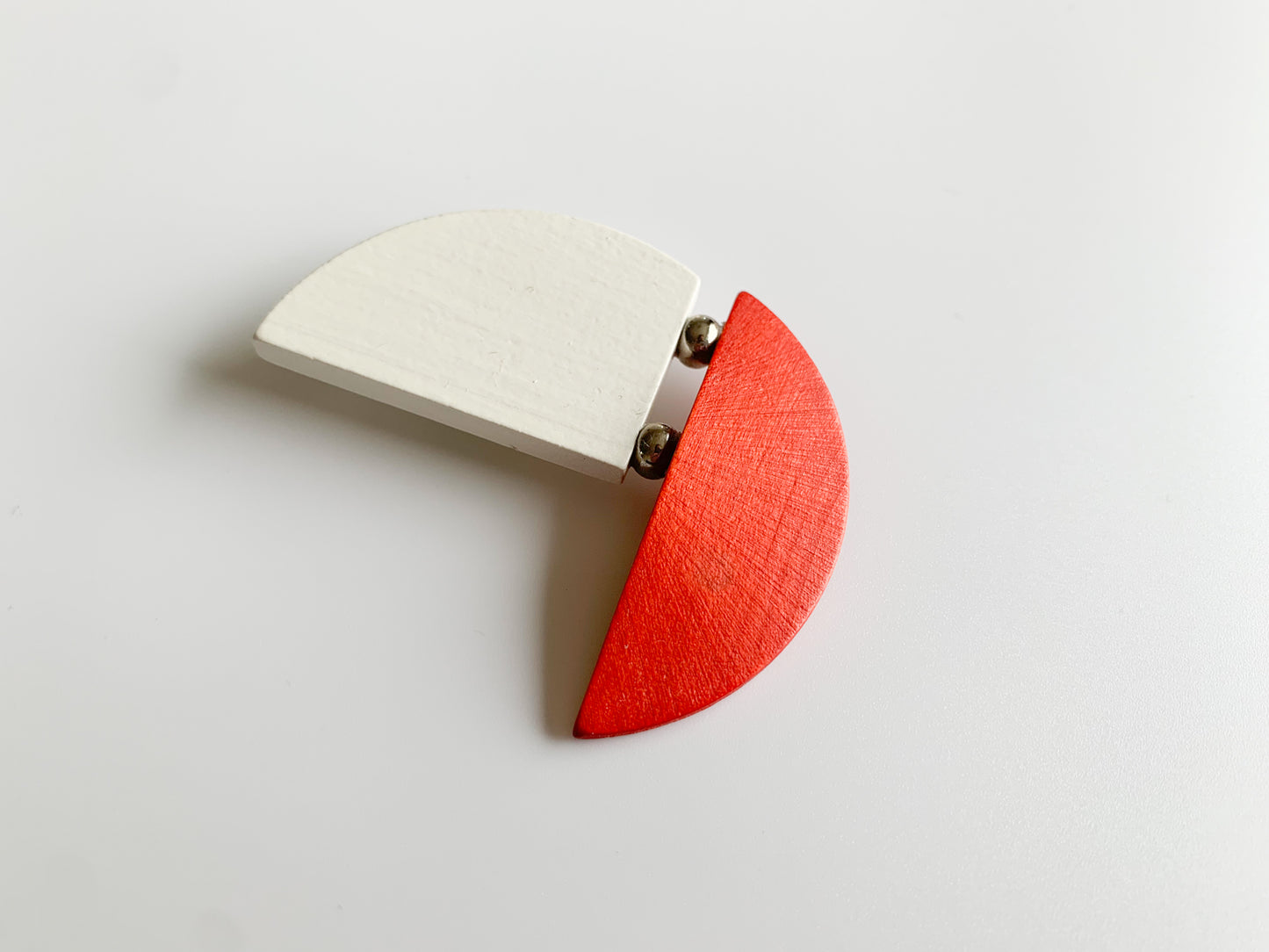 Red and white wooden brooch Sailboat by Aarikka, Finland