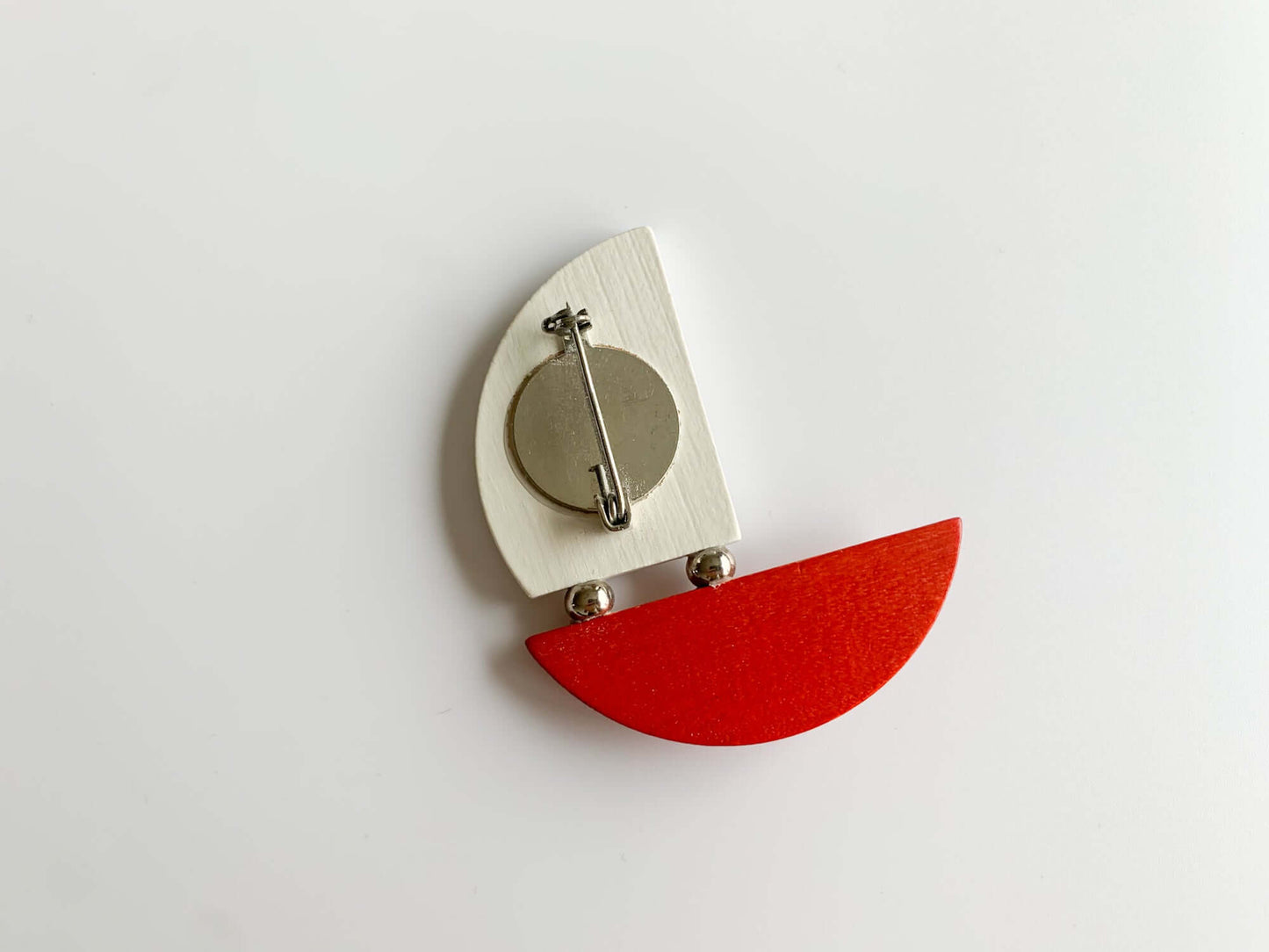 Red and white wooden brooch Sailboat by Aarikka, Finland