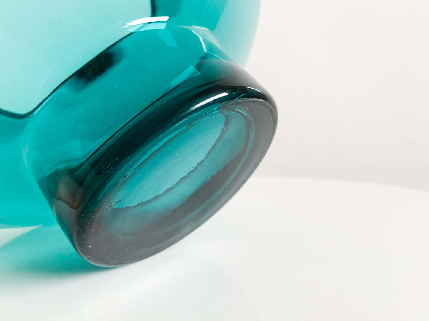 Helena Tynell – Hyrra Vase, Riihimaen Lasi, 1960s