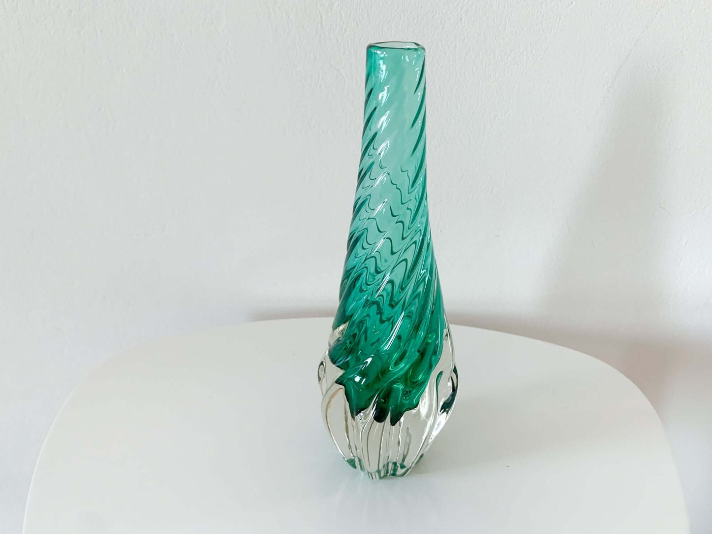 Emerald green crystal glass swirl vase, designer Mikko Helander, Humppila Finland, 60s