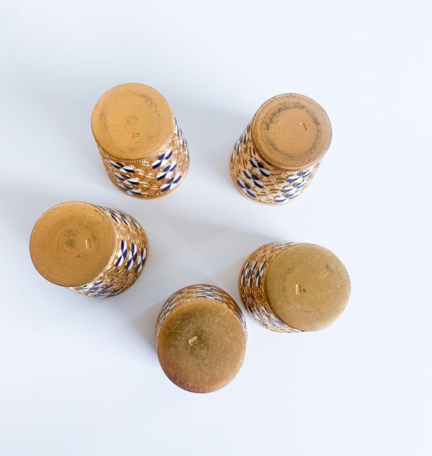 Set of 5 gilt brass vodka cups with enamel flowers | 1960s