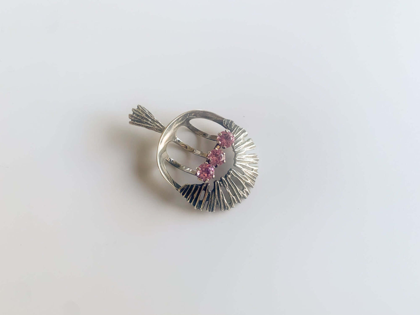 Martti Viikinniemi | Vintage Silver Pendant Pink Gemstones