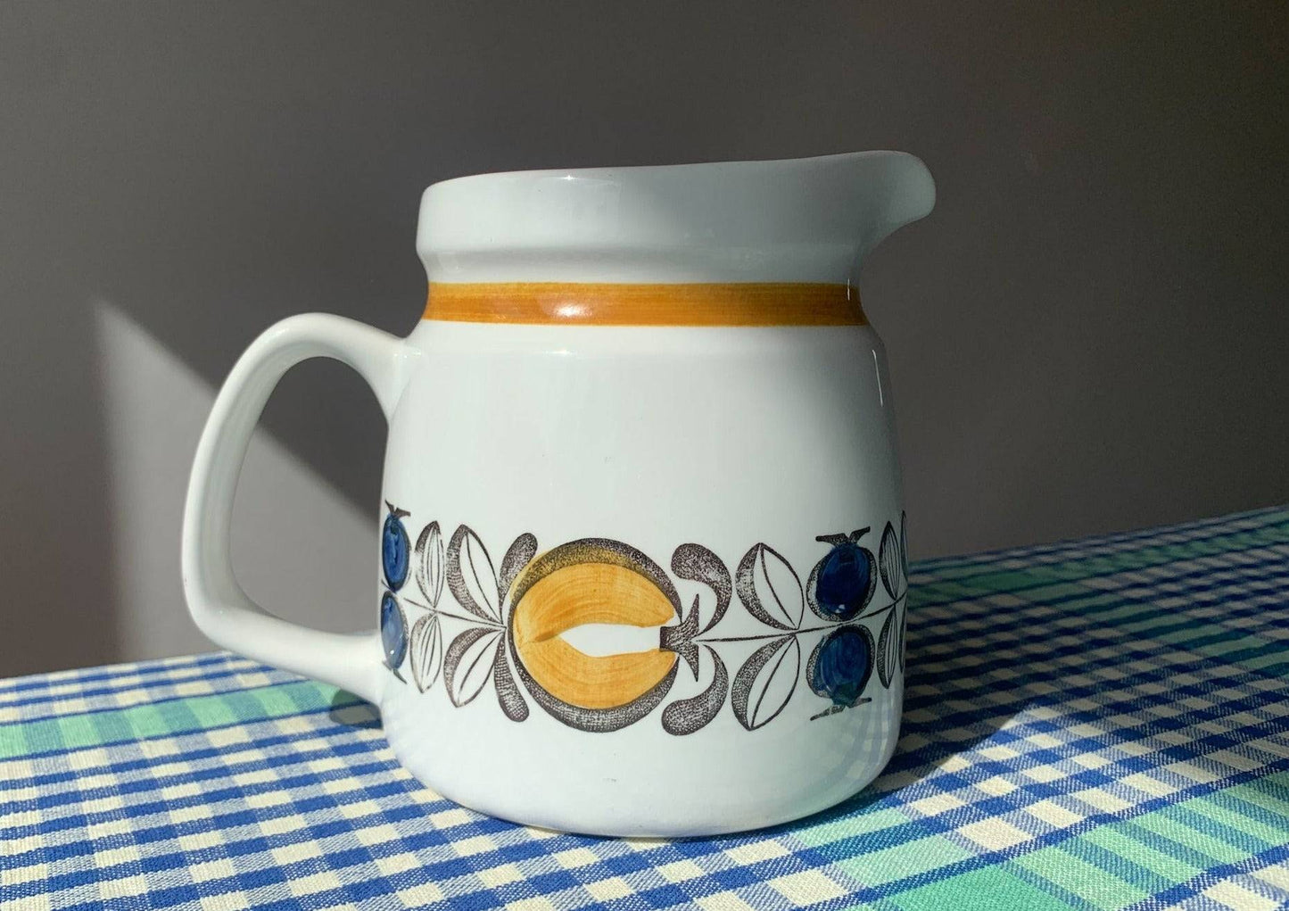 Modernist jug Tuva series, Carl-Harry Stålhane, 1965-69. Rörstrand