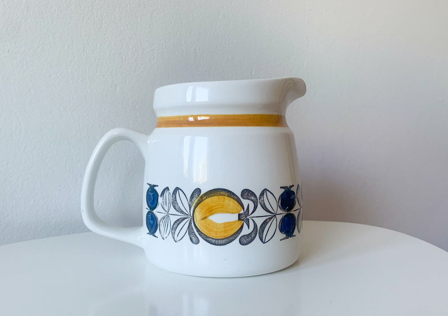 Modernist jug Tuva series, Carl-Harry Stålhane, 1965-69. Rörstrand