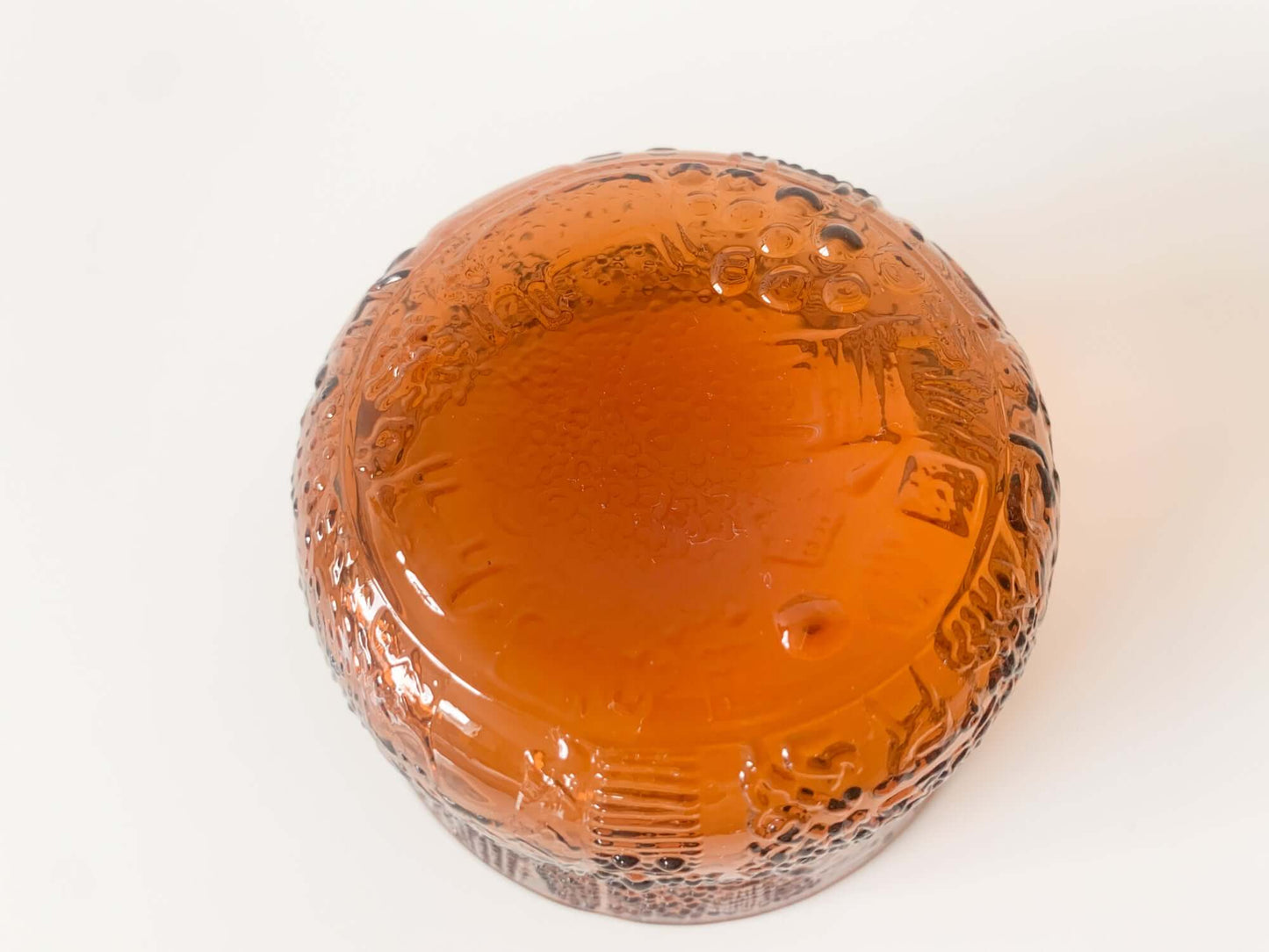 Glass dessert or sugar bowl, Fauna series by Oiva Toikka. Nuutajärvi 1970s