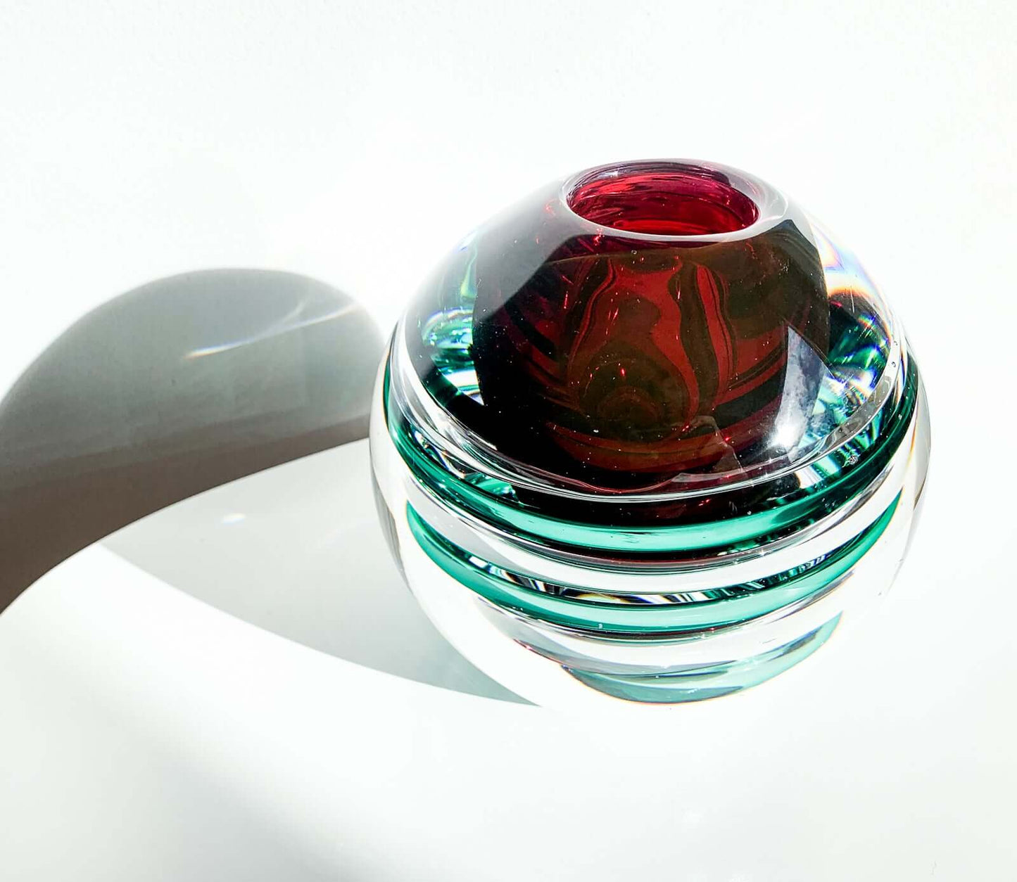 Orrefors Lars Hellsten, Ariel Art Glass Vase Meteor, 1980s Sweden