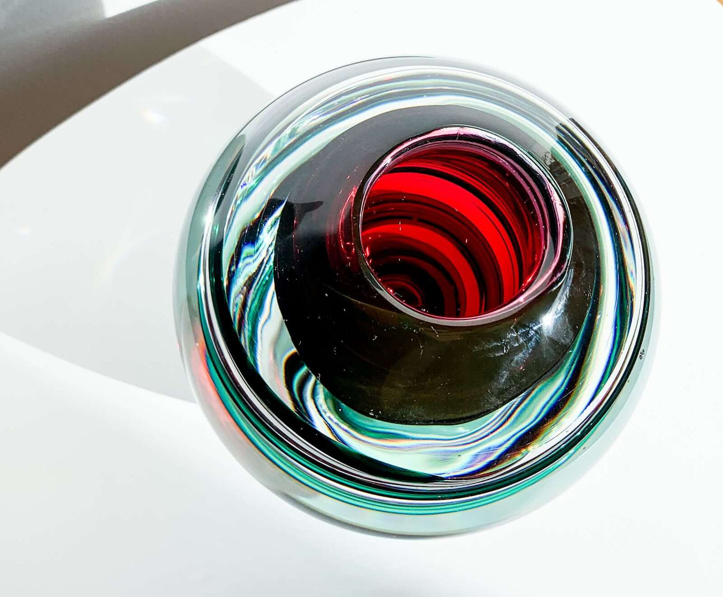 Orrefors Lars Hellsten, Ariel Art Glass Vase Meteor, 1980s Sweden