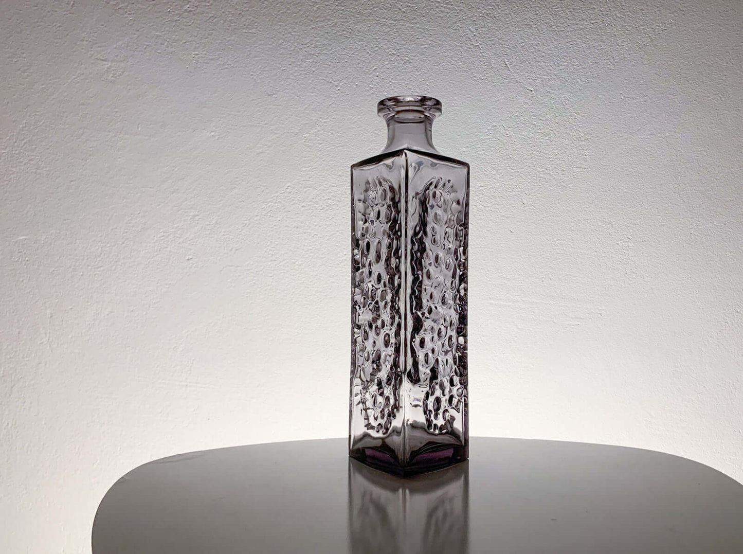 Riihimaki Eero Rislakki, Heavy Purple Decanter Lara, Finland 1970s