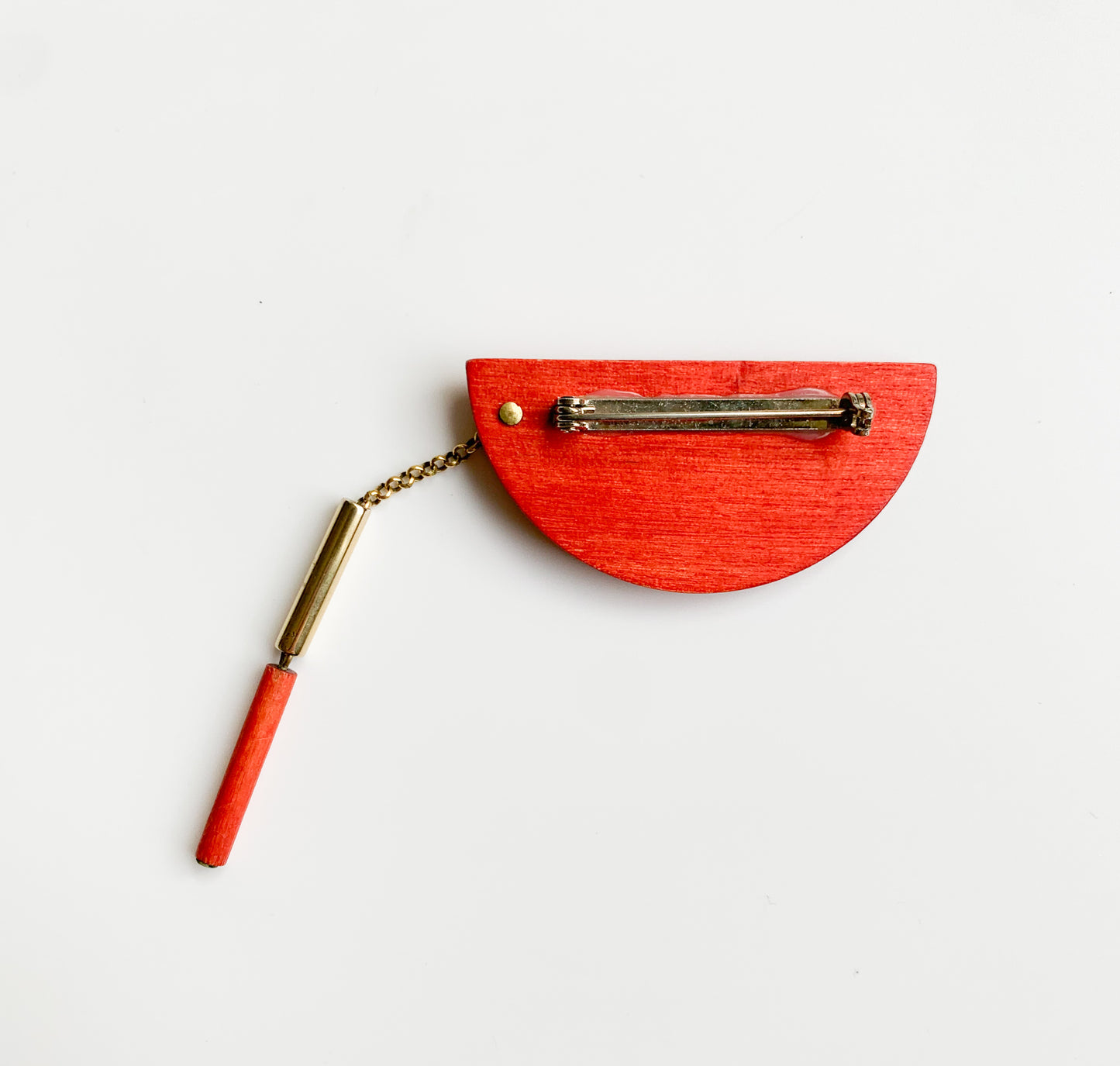 Aarikka Finland Wood Pendulum brooch, red