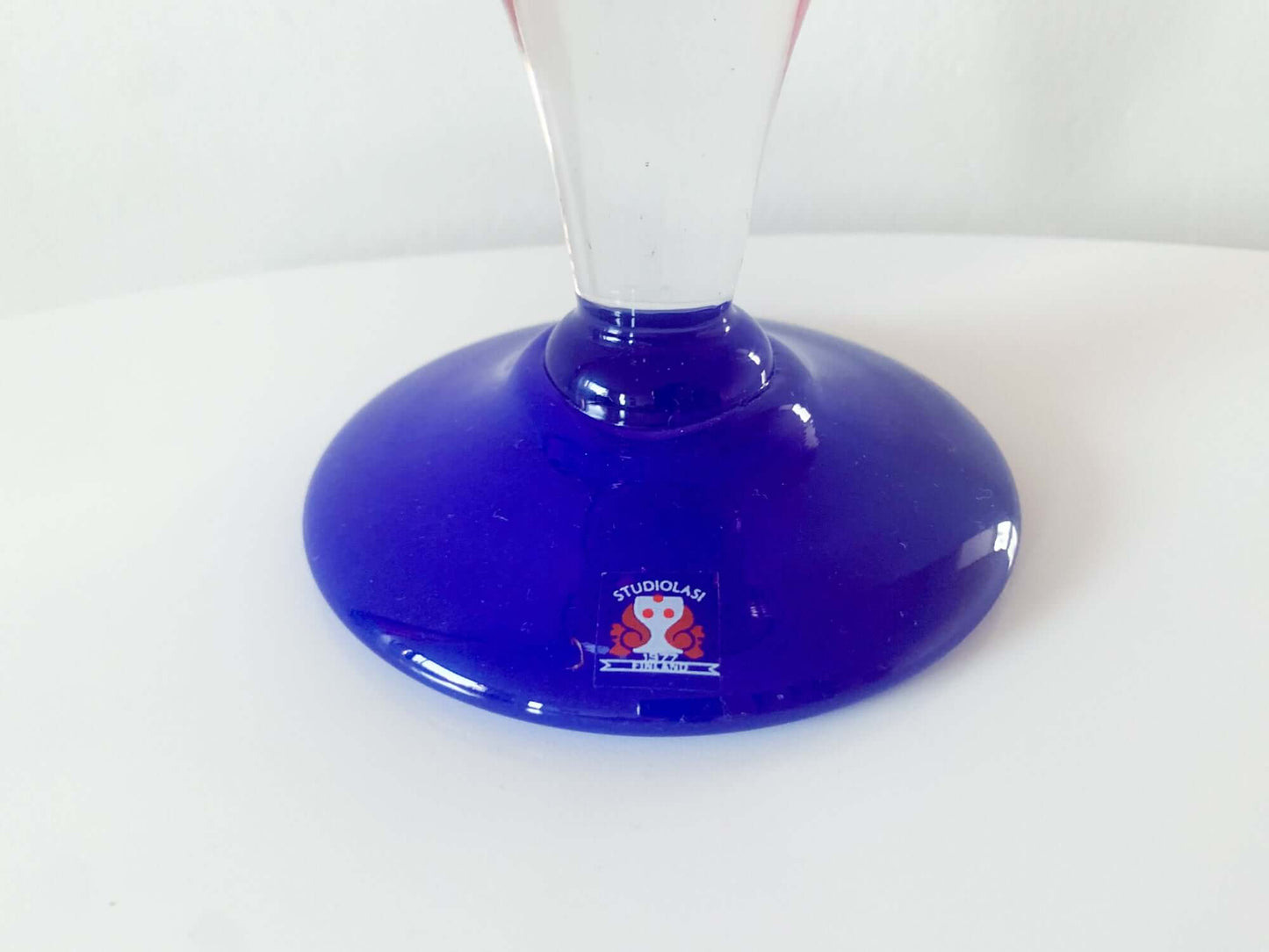 Handmade rose blue substantial vase by Studiolasi Finland, 1997