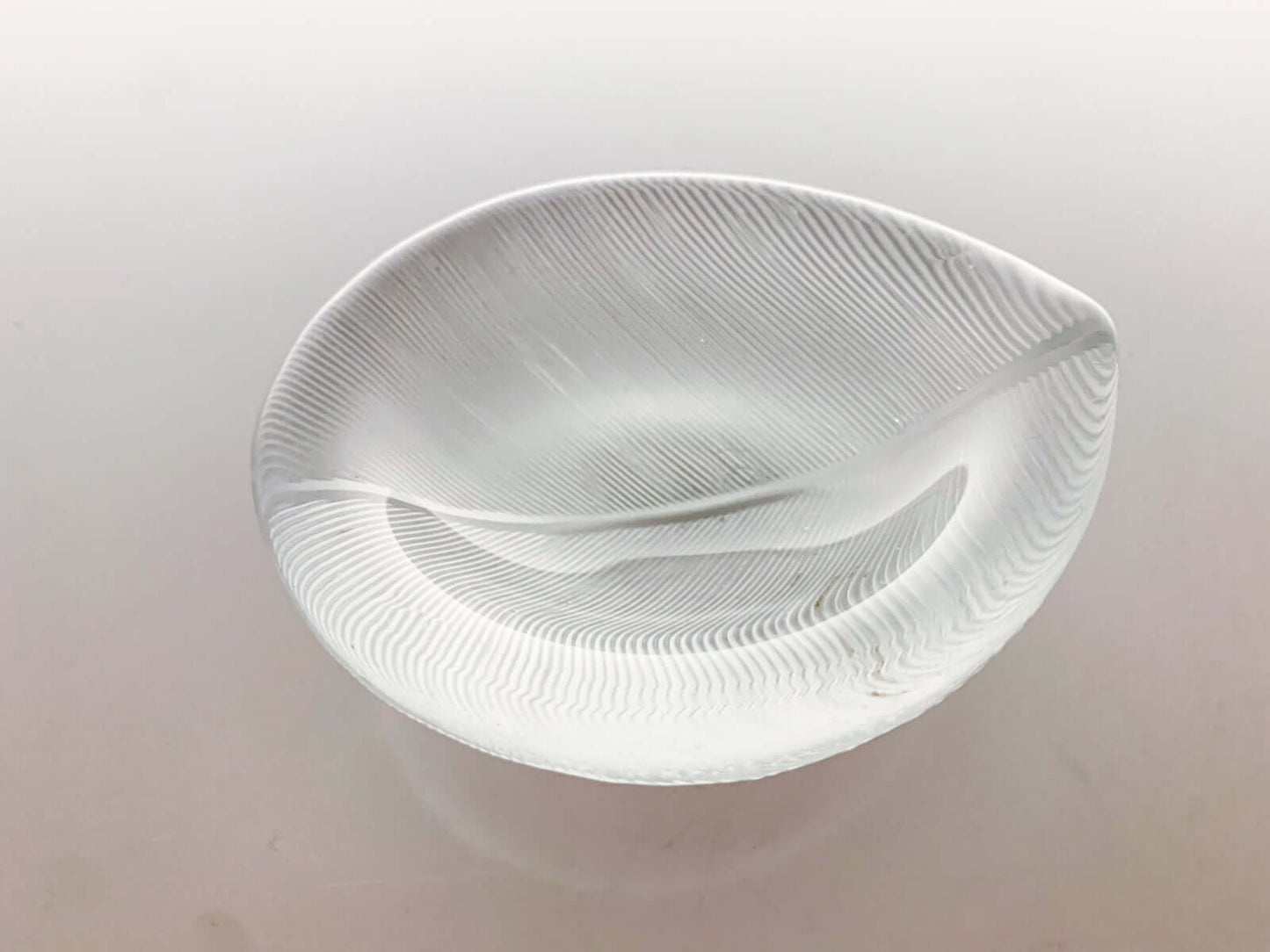 Iittala Tapio Wirkkala, Lehti art glass object 3377 signed, 1950s