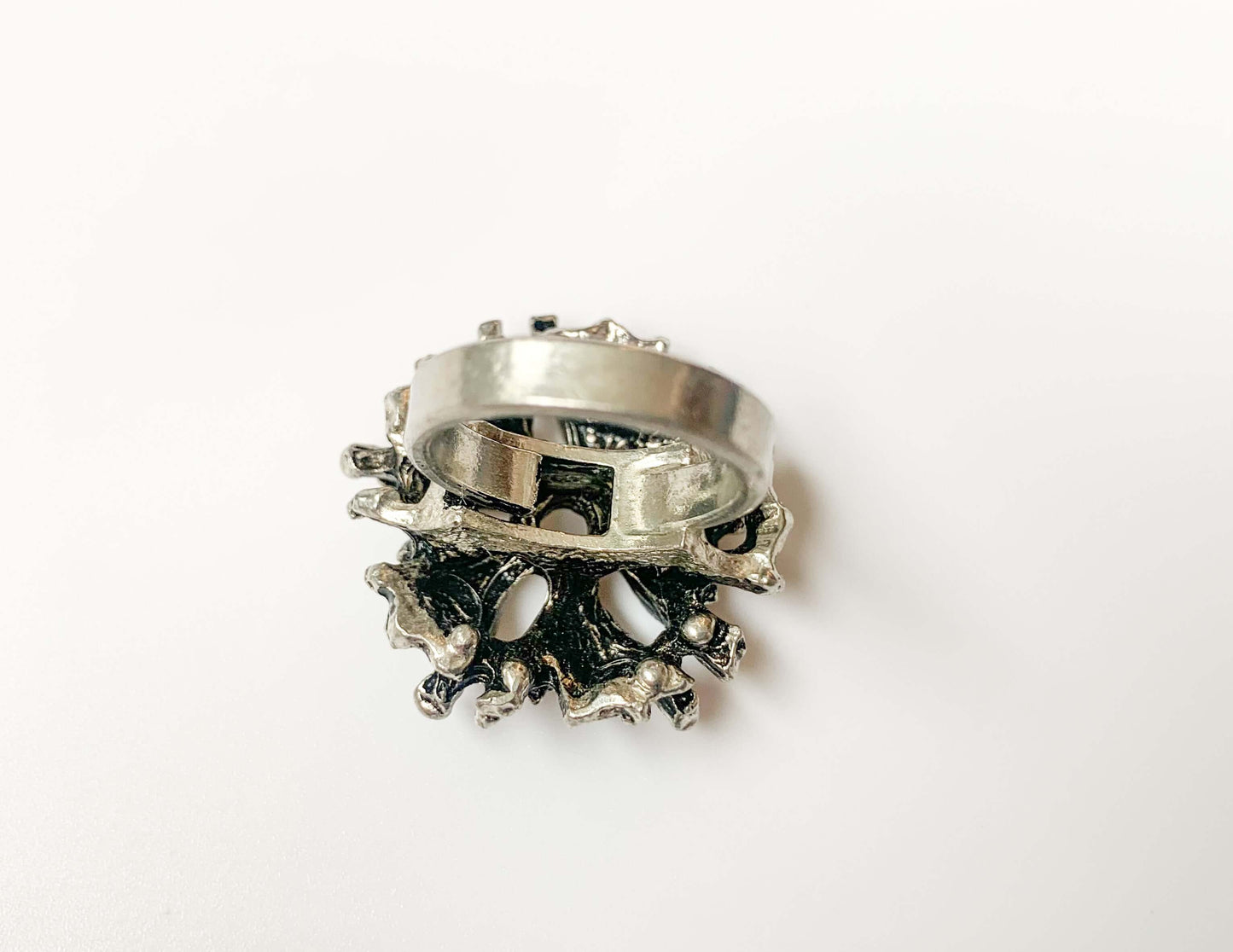 Brutalist pewter ring, design Tapani Vanhatalo, Finland