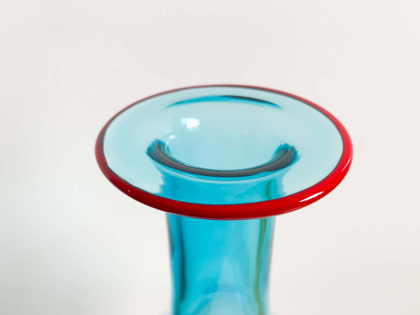 Orrefors Erika Lagerbielke, Vase Solo 9190 signed, 37 cm