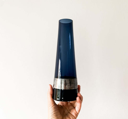 Vase SH105 by Saara Hopea, silver decor | Nuutajärvi