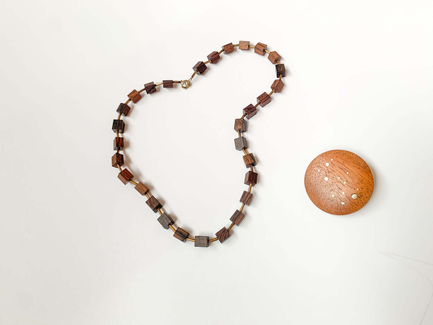 Modernist teak brooch | Scandinavia