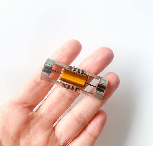 Elis Kauppi, Modernist silver brooch, tiger's eye