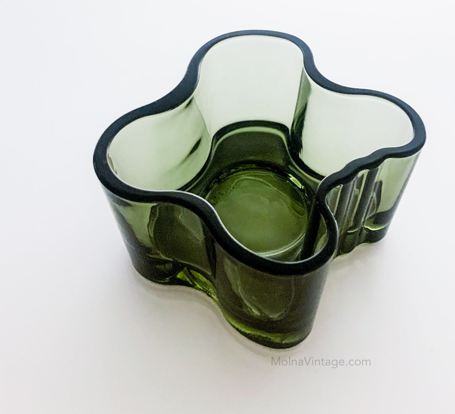 Aalto moss green candle holder | Iittala