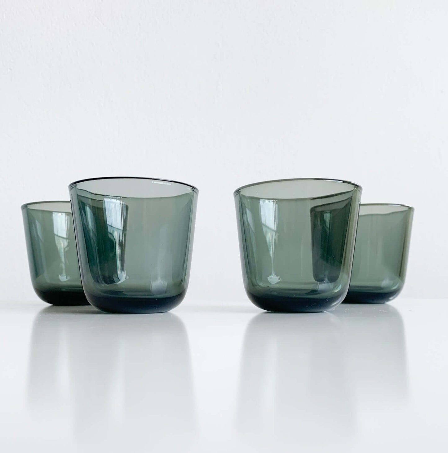 Kaj Franck Nuutajarvi | Vintage Set smoked glass tumblers | Molna Vintage