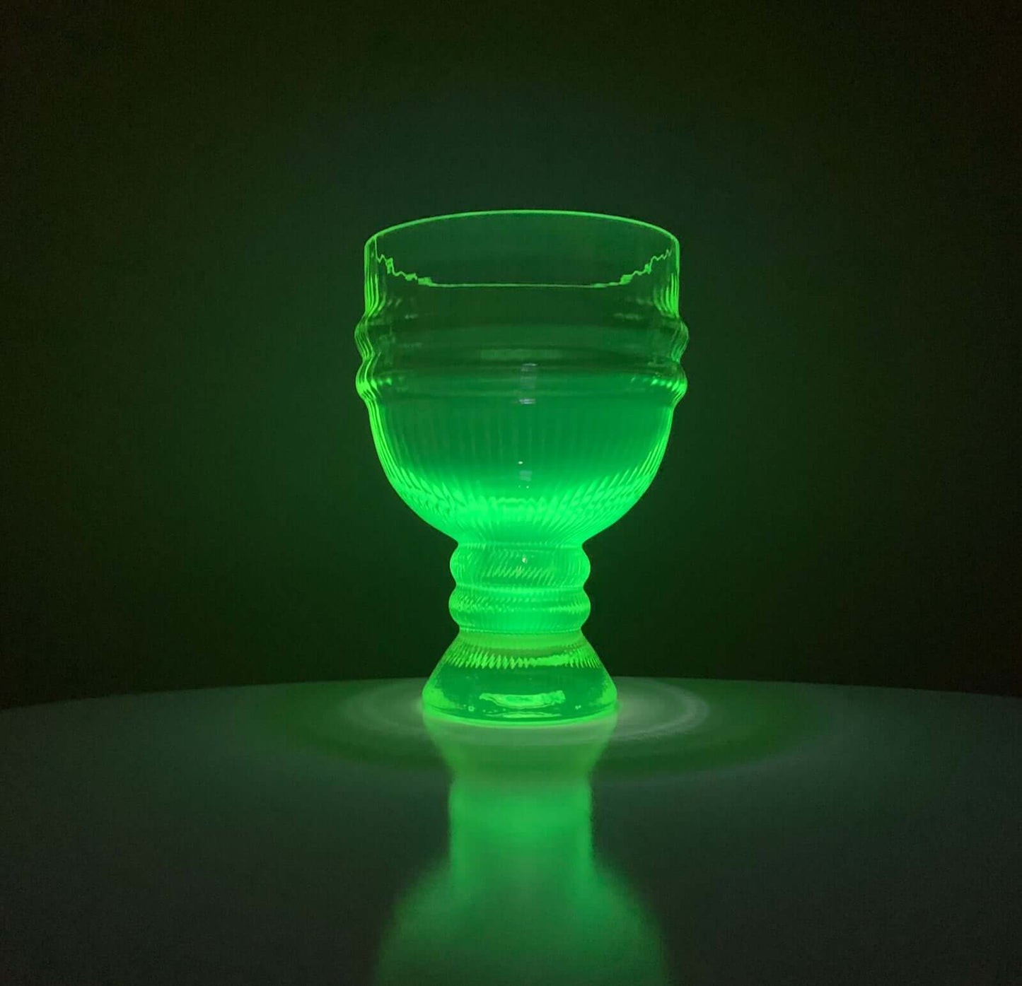 Uranium glass under UV | Riihimaen lasi, designer Nanny Still