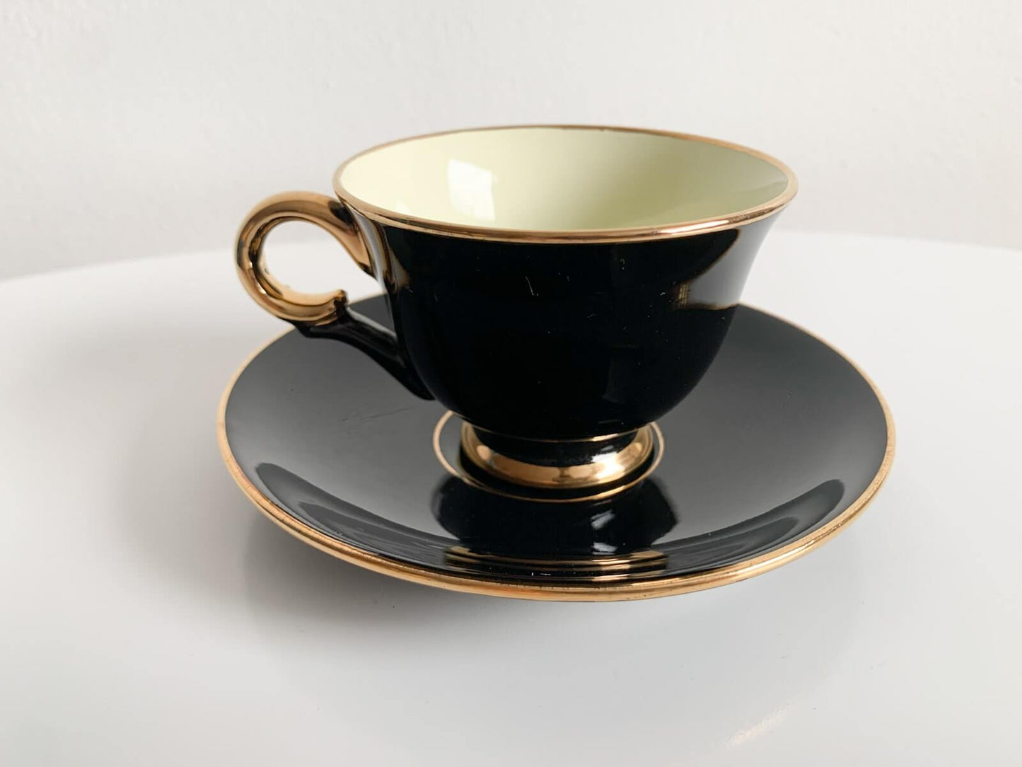 Vintage Art Deco Stavangerflint cup Gold | Molna Vintage