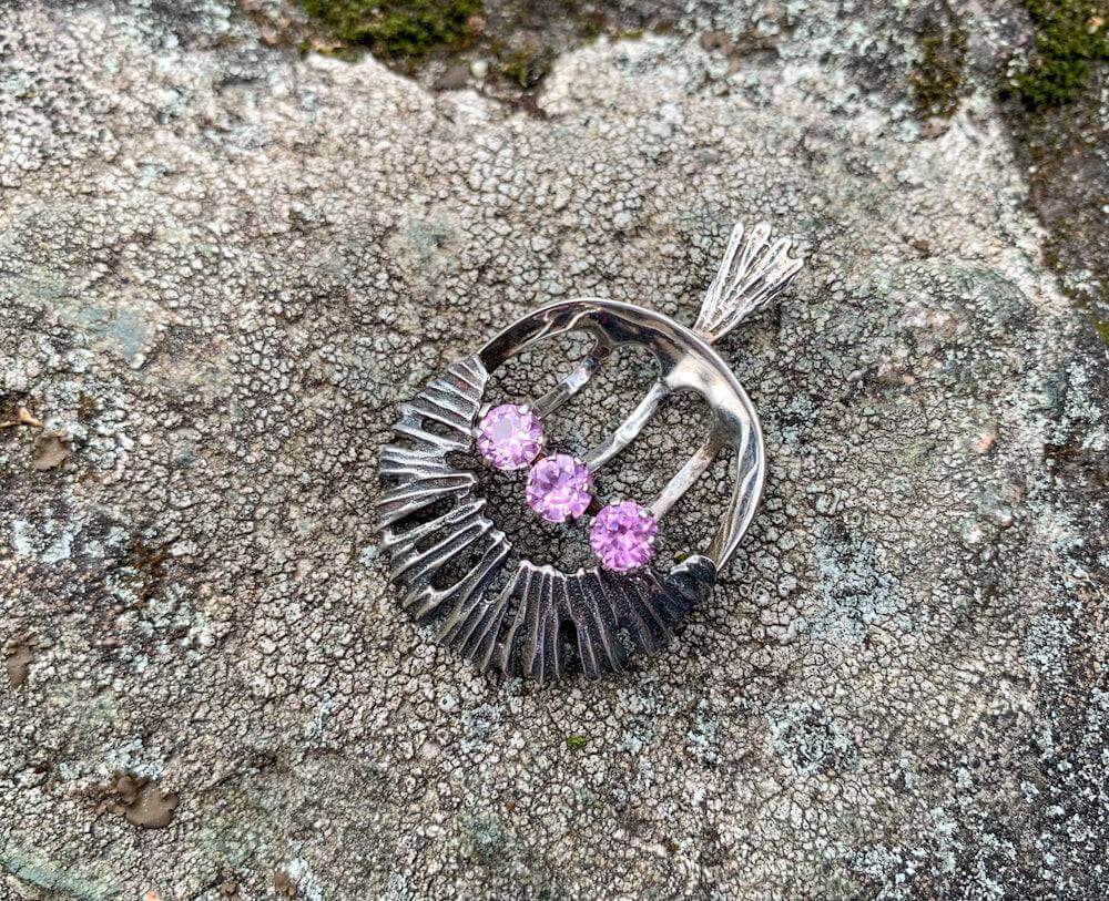 Designer Martti Viikinniemi | Scandinavian midcentury jewelry on Molna Vintage