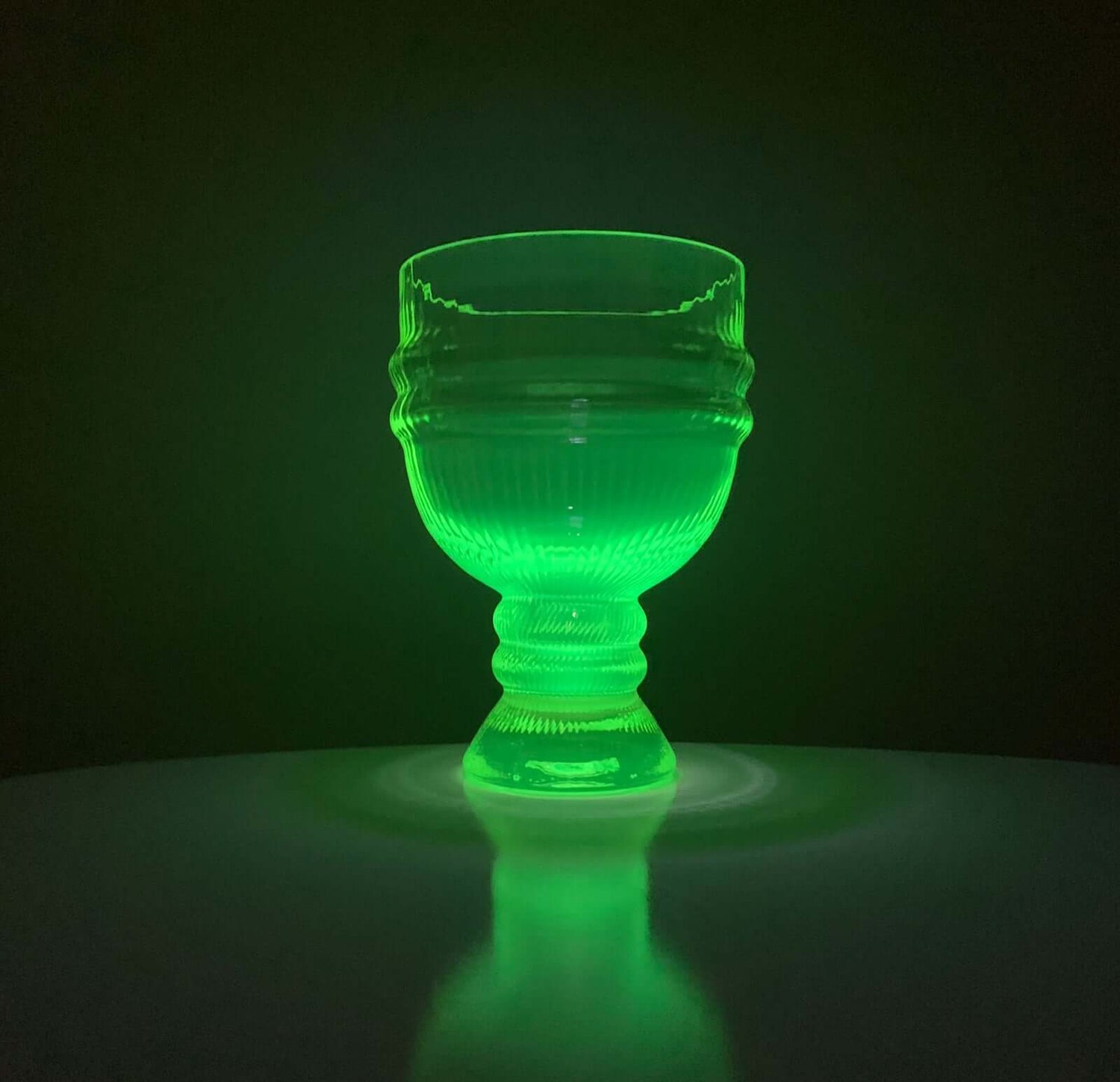 Uranium or vaseline glass
