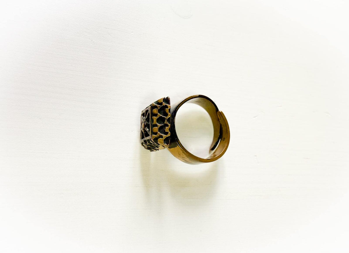 Bronze ring Pitsi by Pentti Sarpaneva
