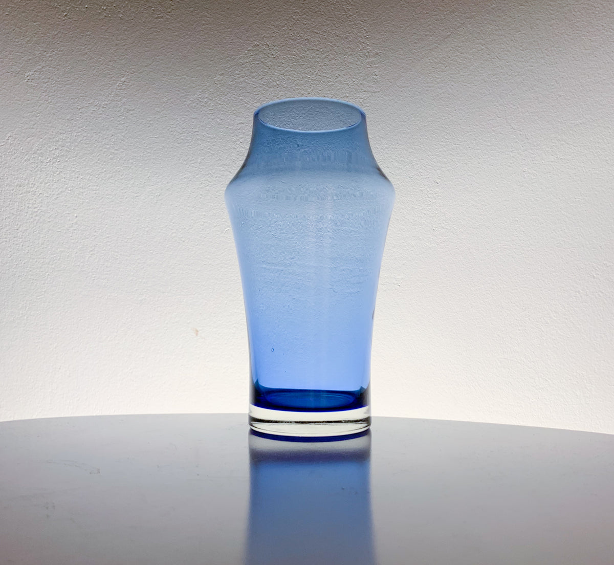 1581 Glass Vase | Tamara Aladin Riihimaen Lasi | Molna Vintage
