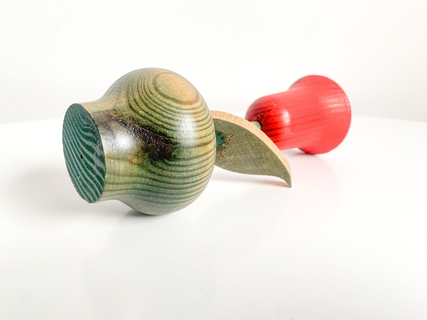 Wood Flower home decor by Aarikka Finland, Tulip