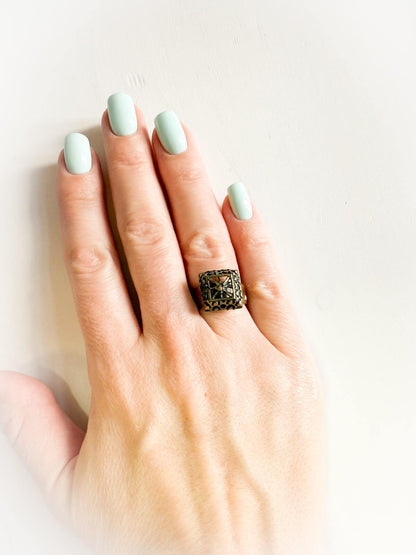 Bronze ring Pitsi by Pentti Sarpaneva
