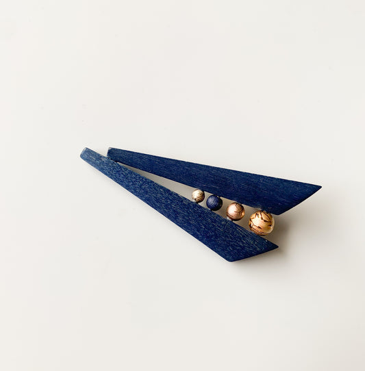 Aarikka Finland | Blue Arrow Wooden Brooch Beads | Molna Vintage
