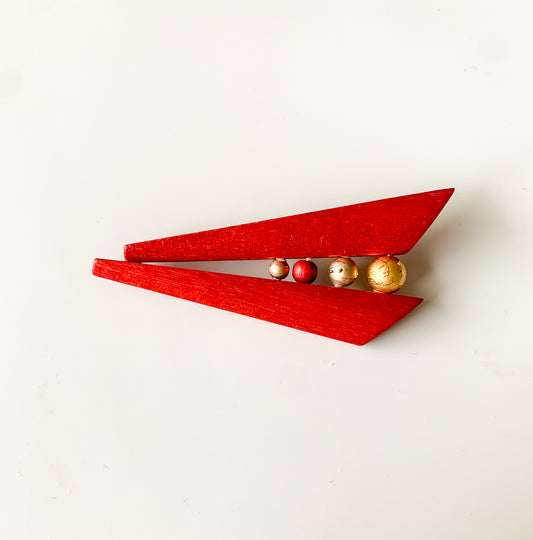 Aarikka Finland | Red wooden brooch gold red beads | Molna Vintage