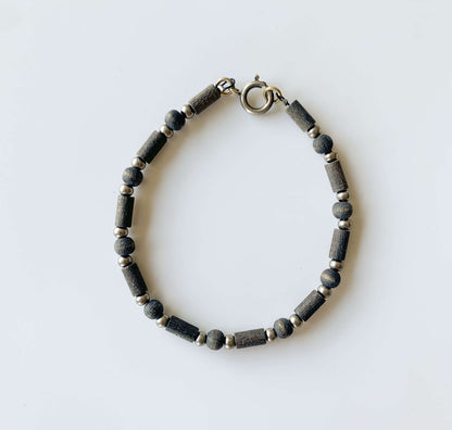 Aarikka Finland | Wood ball bracelet grahite | Molna Vintage