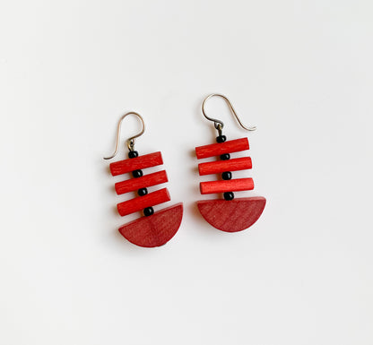 Aarikka earrings | Red Wood Jewelry | Arc Form | Molna Vintage